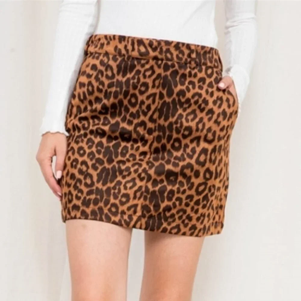 Leopard Mini Skirt with pockets